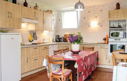 Holiday Home de L�eglise D.grenneville