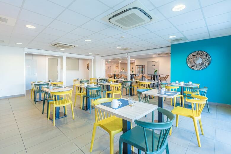 Aparthotel Park & Suites El�gance Cornebarrieu