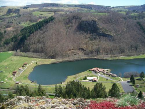 Les Roulottes Du Lac Des Graves