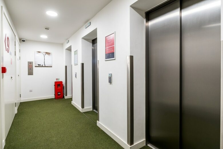 Hotel Hashtag Aldgate Campus Accommodation