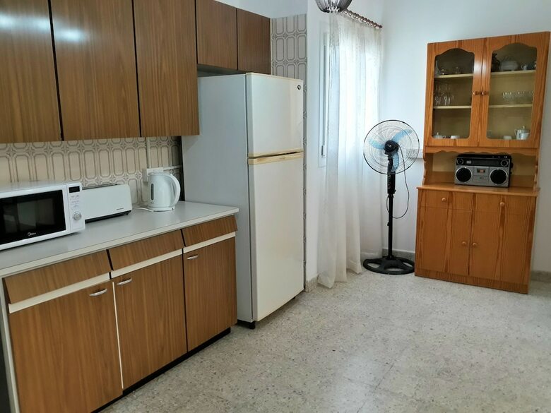 Sunny Apartment Larnaca