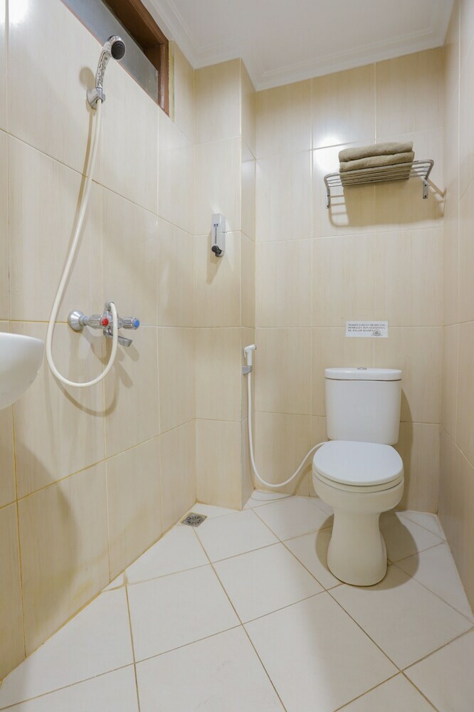 Oyo 918 Hotel Senen Indah