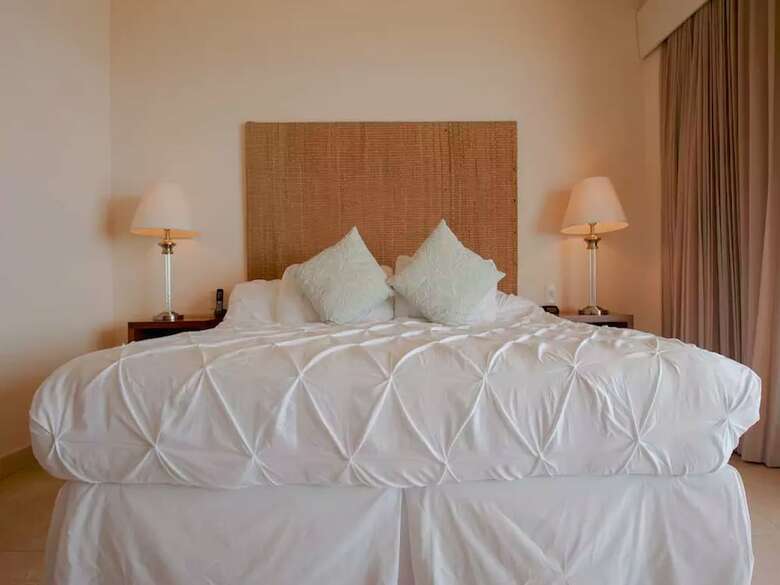 Al Cielo Penthouse 4br Penthouse By Rmh