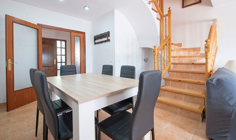 Semi-detached House 1 (r85)