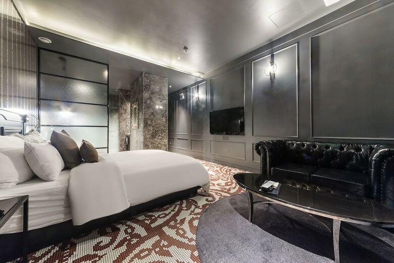 Hotel Vow