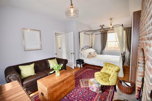 Hotel Little Clatterford
