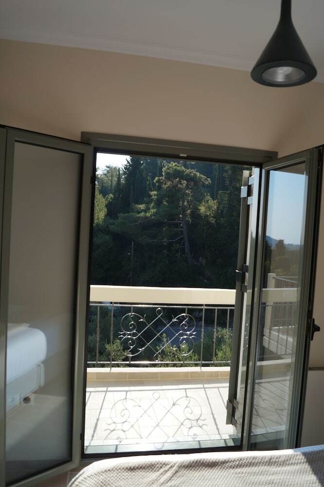 Apartamentos Lagkada Suites