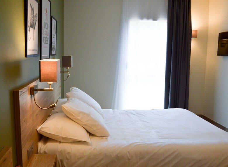 Ax Hotel