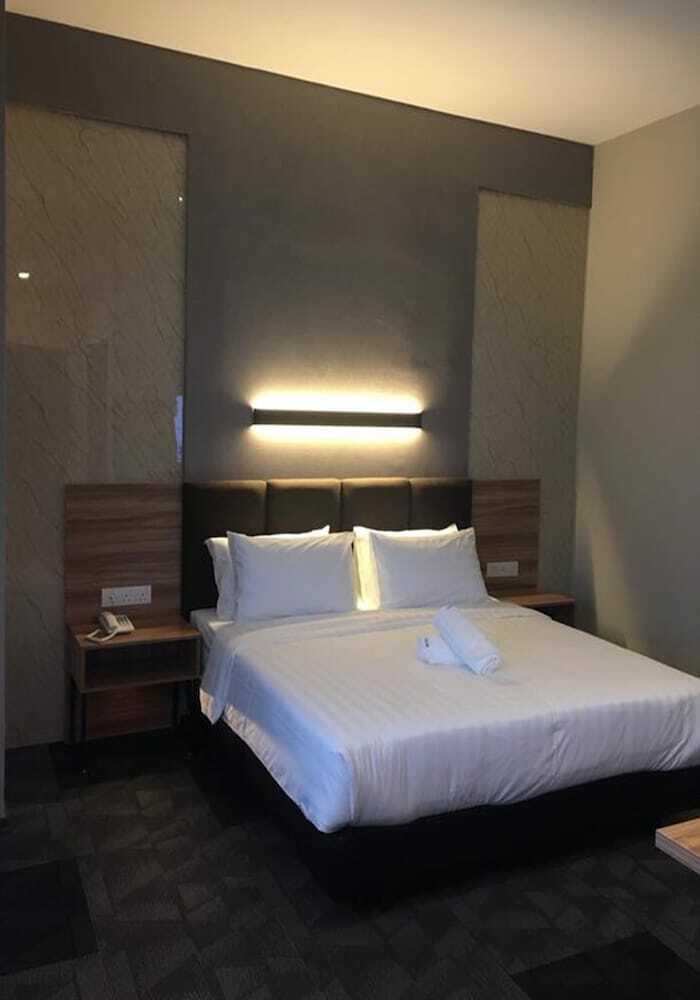 Prestigo Hotel