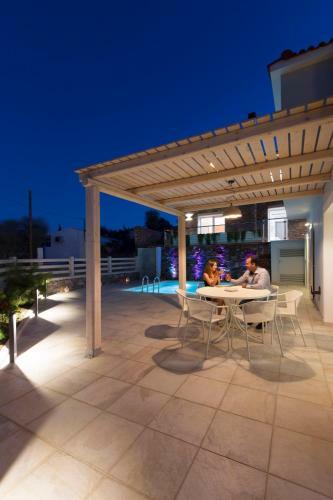 Virginia Luxury Villas