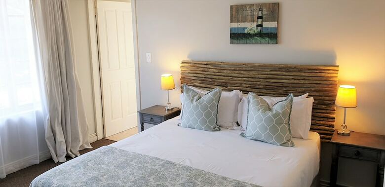 Hotel African Sands Bed & Breakfast