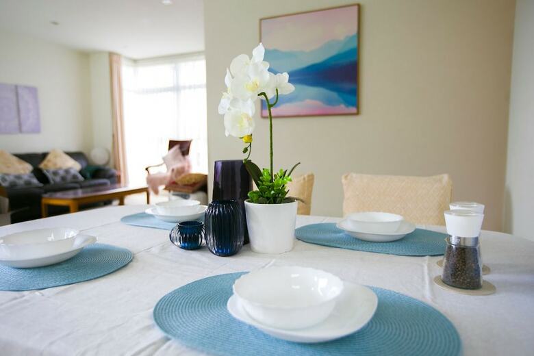 Apartamentos Epsom Central Modern 3brd Apt