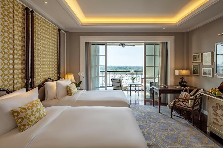 Mia Saigon Luxury Boutique Hotel