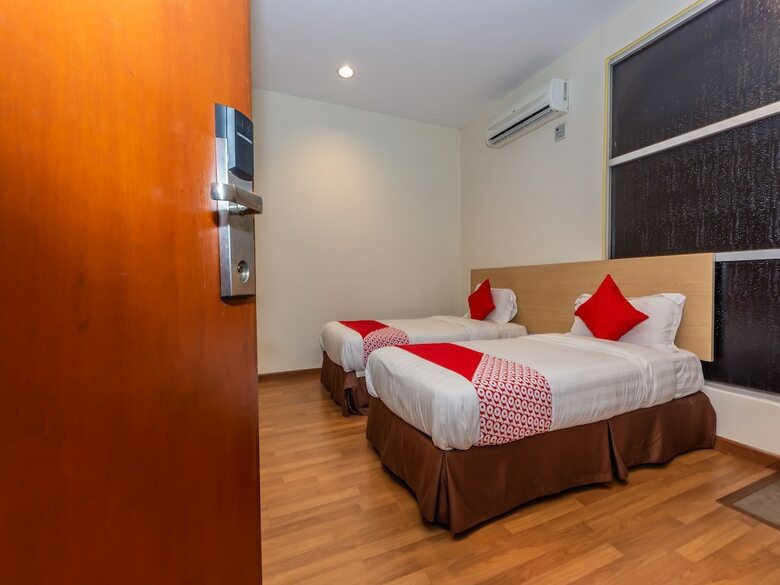 Hotel Oyo 1155 906 Batu Berendam