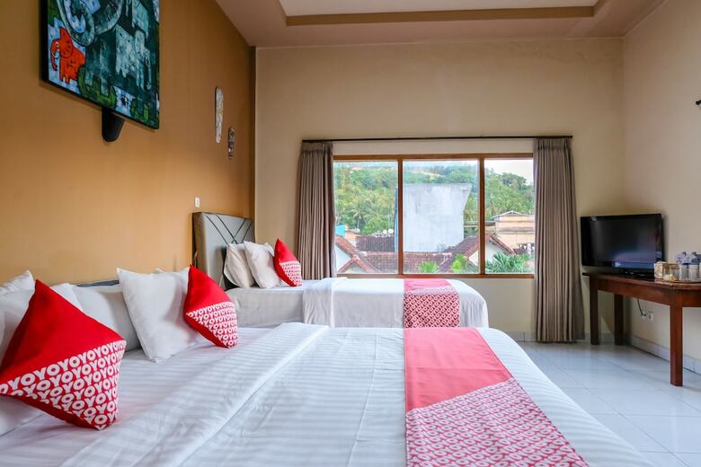 Hotel Oyo 992 Semilir Senggigi Inn