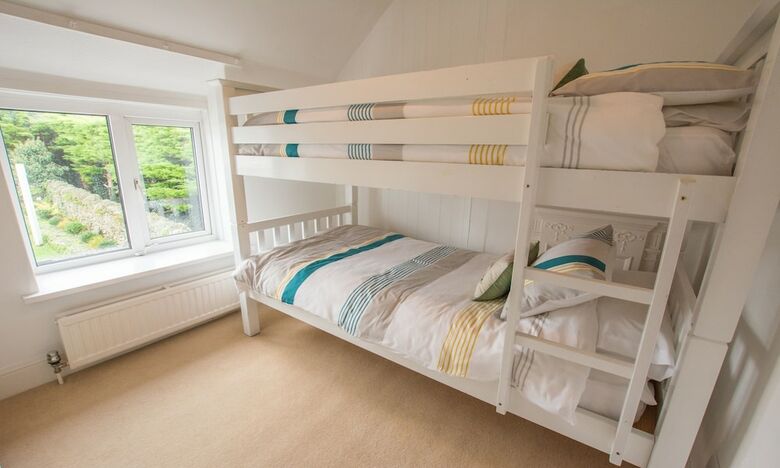 Bridge Cottage Croyde 3/4 Bed Sleeps 8 Hot Tub