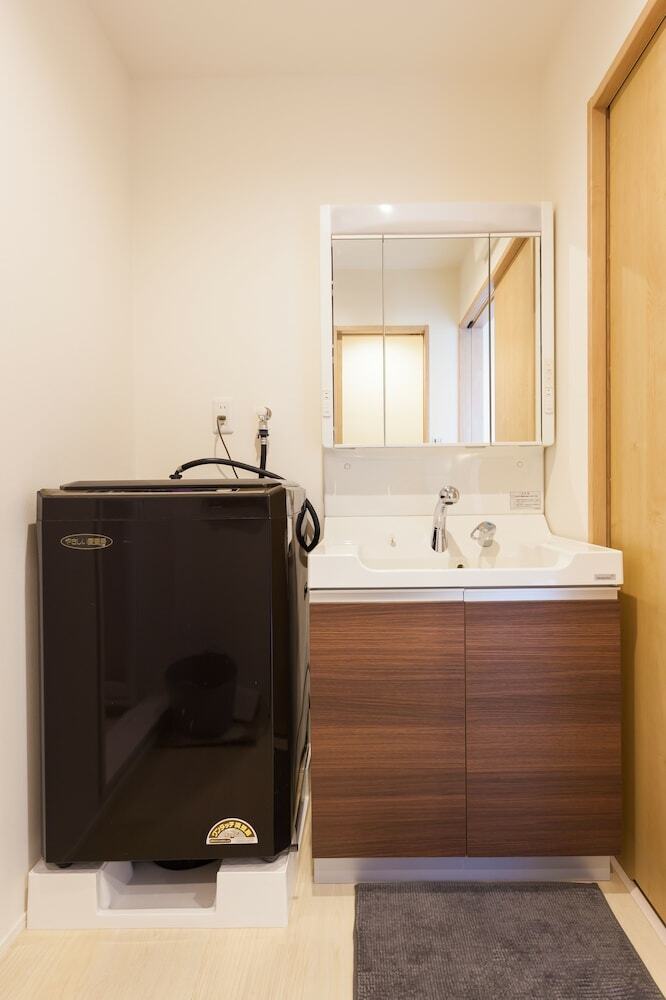 Apartamentos White House Tsuruhashi