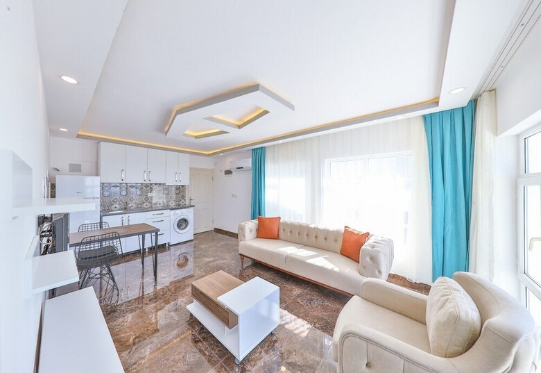 3 House Apart