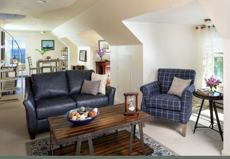 Bed & Breakfast Captain Nickels Inn