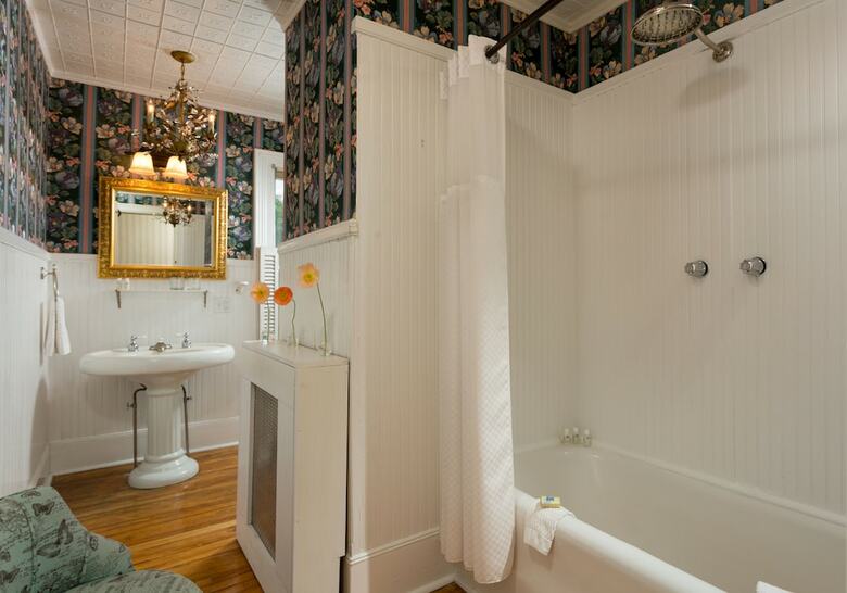Bed & Breakfast Captain Nickels Inn