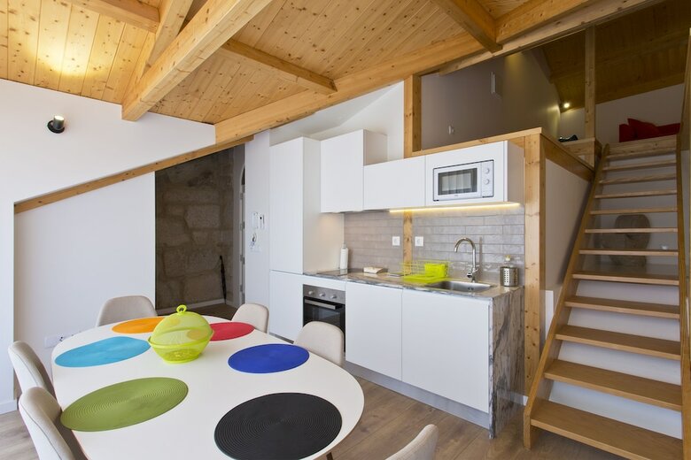 Rva S�o Jo�o Novo Apartments