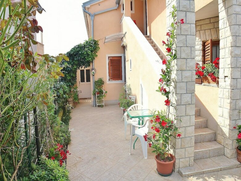 Apartments Stanisic