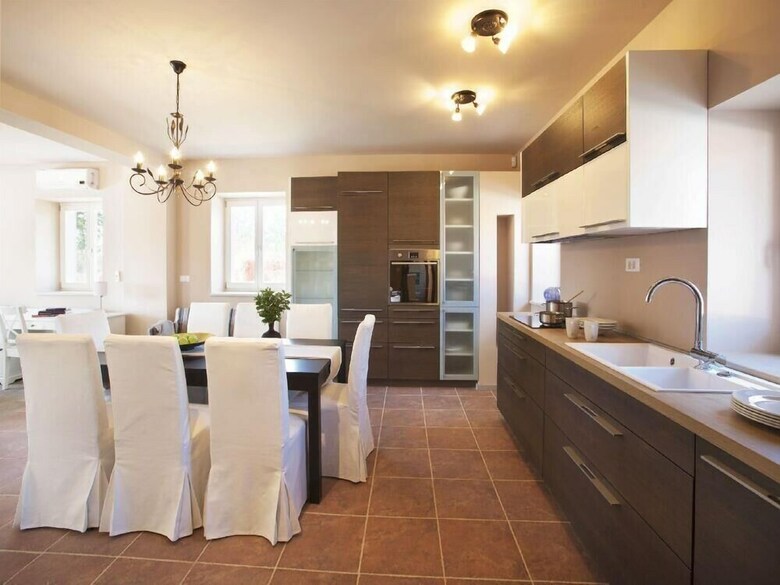 Villas Modena & Luxoria