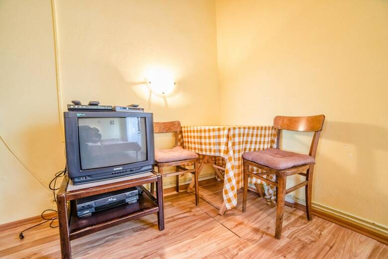 Apartamentos App And Rooms Nela Hum