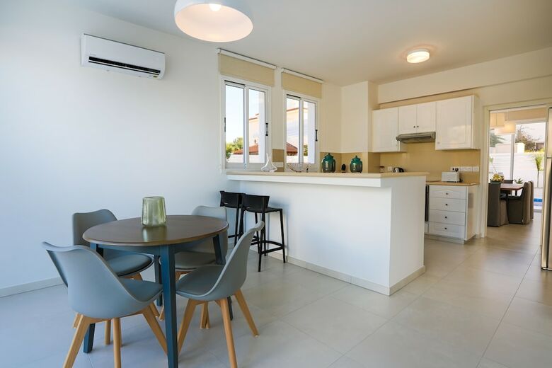 Pernera Family Villas