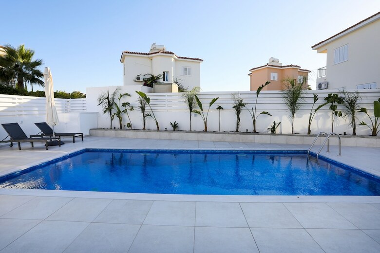 Pernera Family Villas