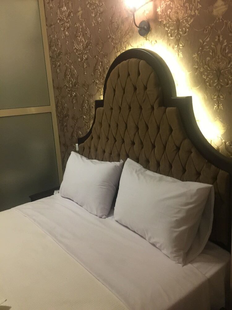 Hostal Heritage Hostel