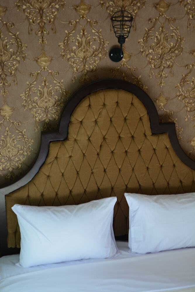 Hostal Heritage Hostel