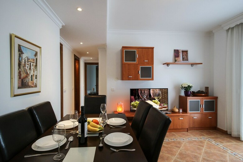 Apartamentos Om Destiny