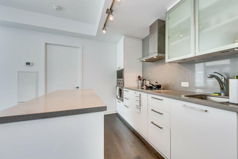 Apartamentos Premier Financial District Suites