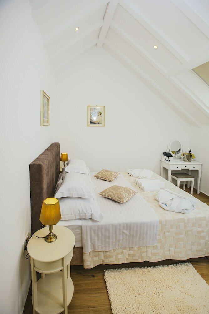 Bed & Breakfast Heritage Hotel Dea Hvar
