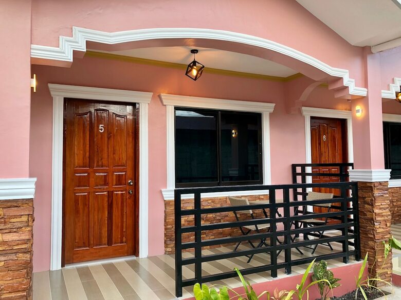 Hotel Kojie House