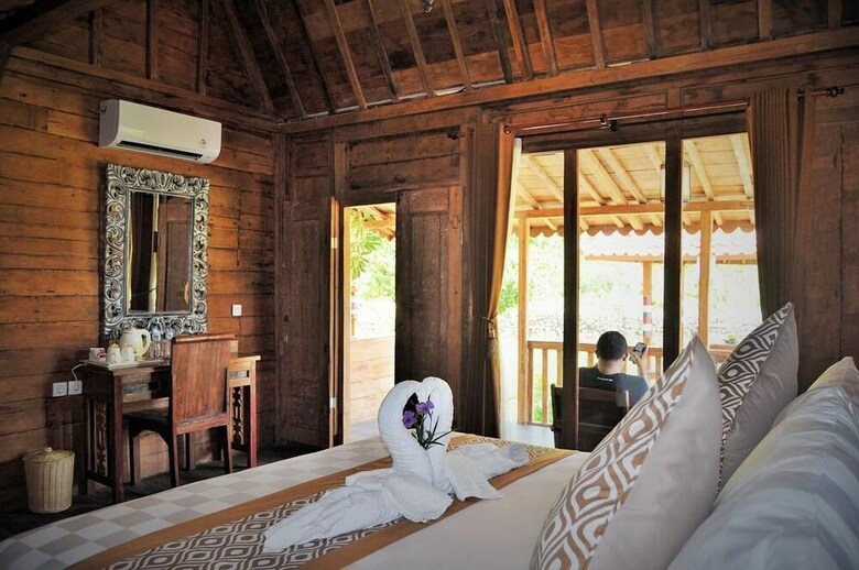 Hotel Jukung Cottage Beach Bar And Restaurant