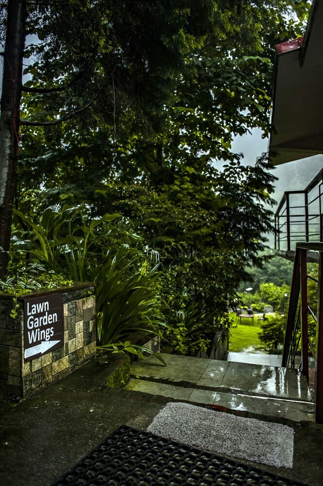 Hotel Haut Monde Hill Stream Resort