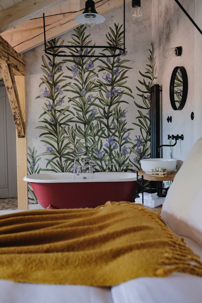 Bed & Breakfast Monastery Garden Bistro & Rooms