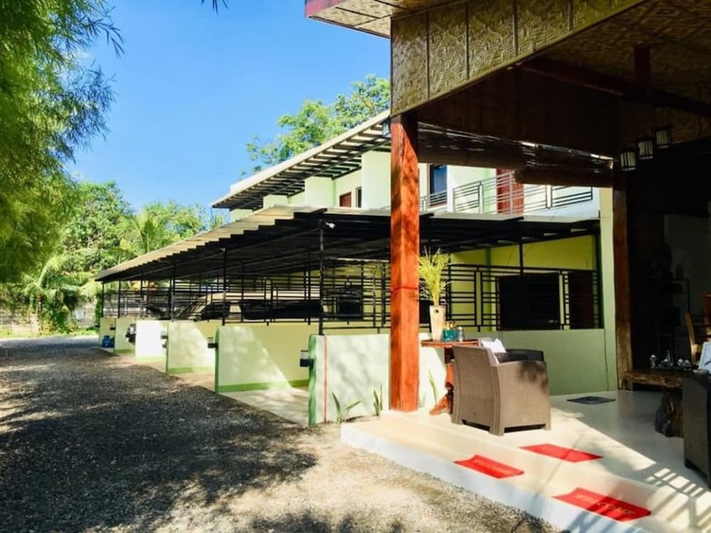 Apartamentos Rona's Townhouses