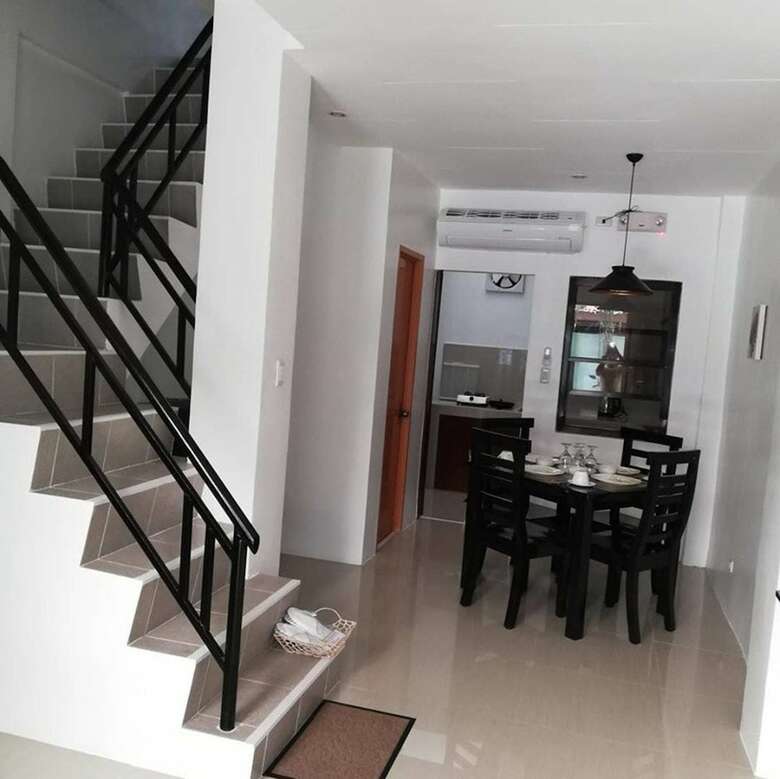 Apartamentos Rona's Townhouses