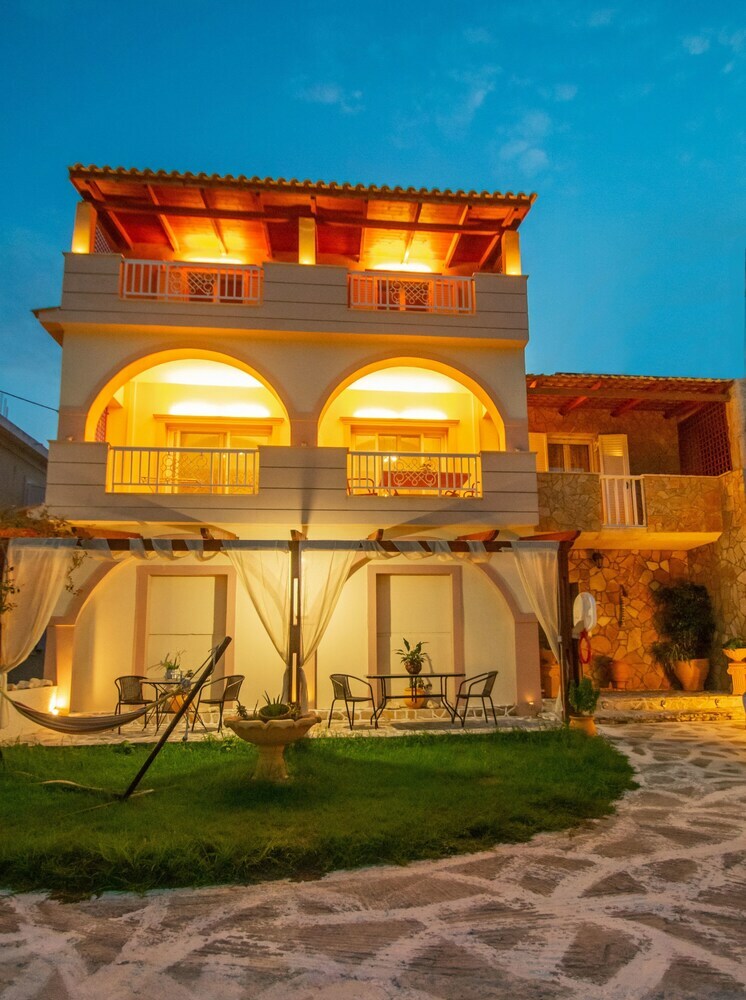 Apartamentos Neraida Village