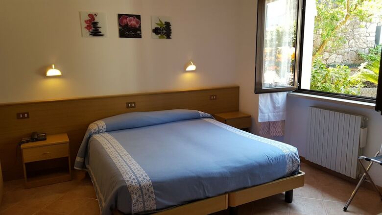 Hotel Albergo Pace