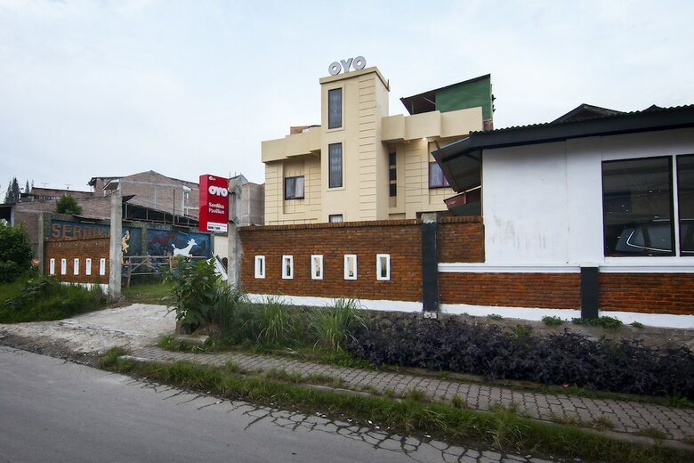 Hotel Oyo 581 Serdika Pavilion