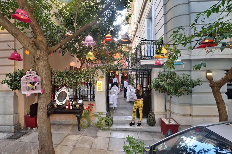 Apartamentos 2mazi Suites