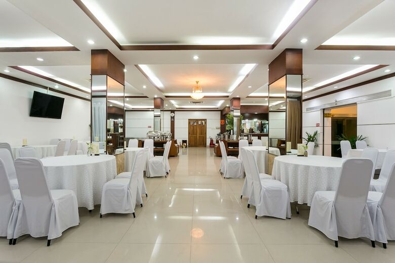 Oyo 226 Tao Dan Hotel