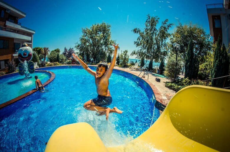 Apartamentos Messambria Fort Beach