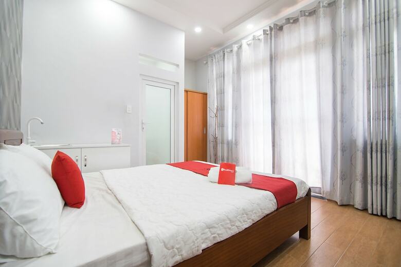 Hotel Reddoorz Plus @ Huynh Tan Phat