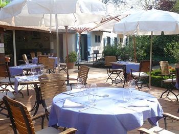 Hotel Le Petit Coq Aux Champs