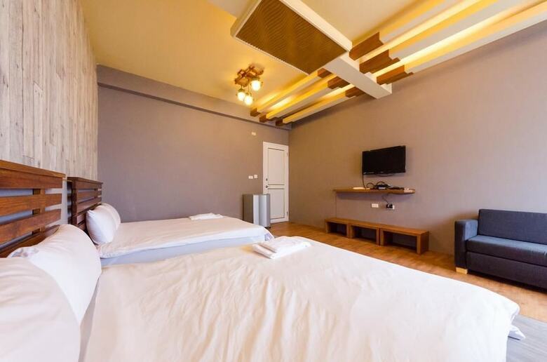 Hotel Snore Inn